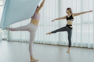 Yoga danse : déroulé d'un cours, bienfaits et où pratiquer